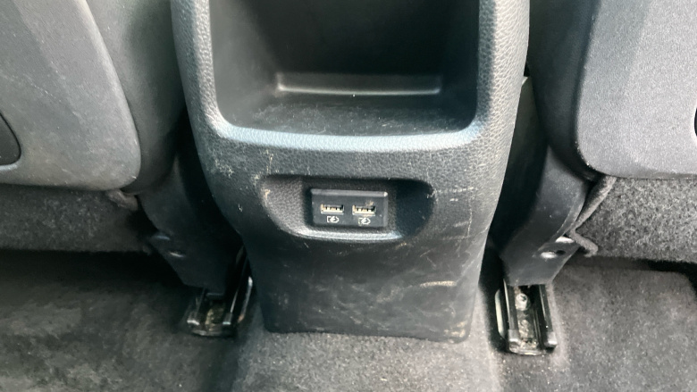 Nissan Qashqai 1.3 DiG-T Tekna 5dr Petrol Hatchback